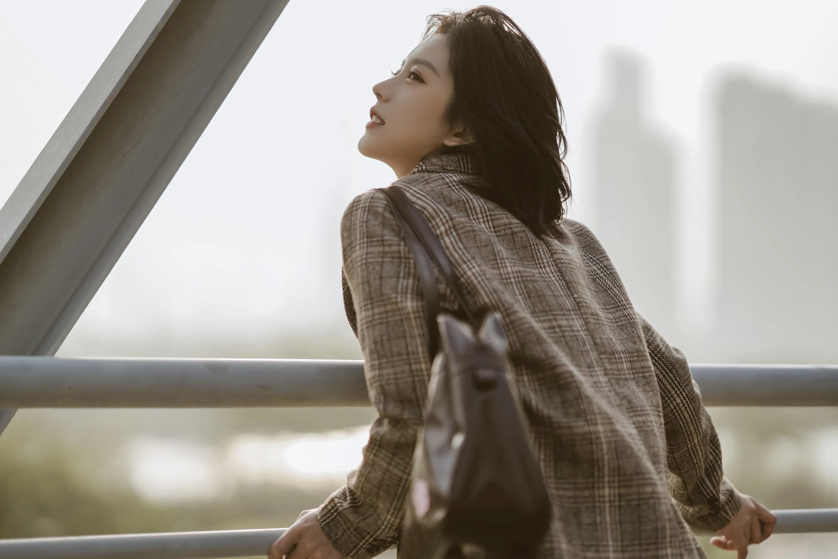 [艺图语] 2022.05.22 你的眼中明暗交杂一笑生花 Enndme [34P]插图8